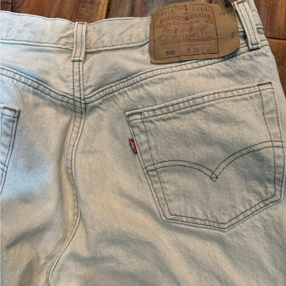 Vintage Levi’s 501 Jeans W36 Light Wash Button Fly Made in USA Distressed Denim